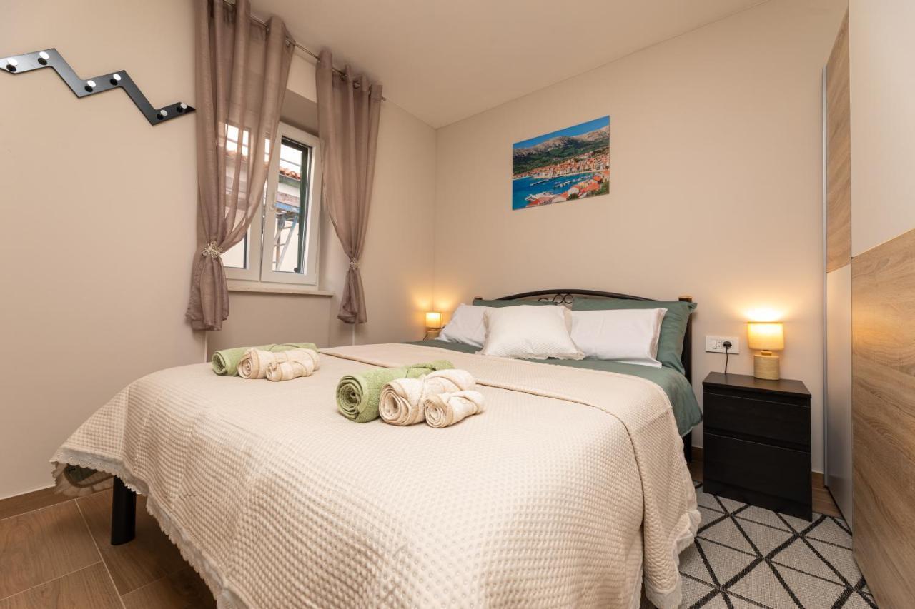 Apartments Neptun バスカ エクステリア 写真