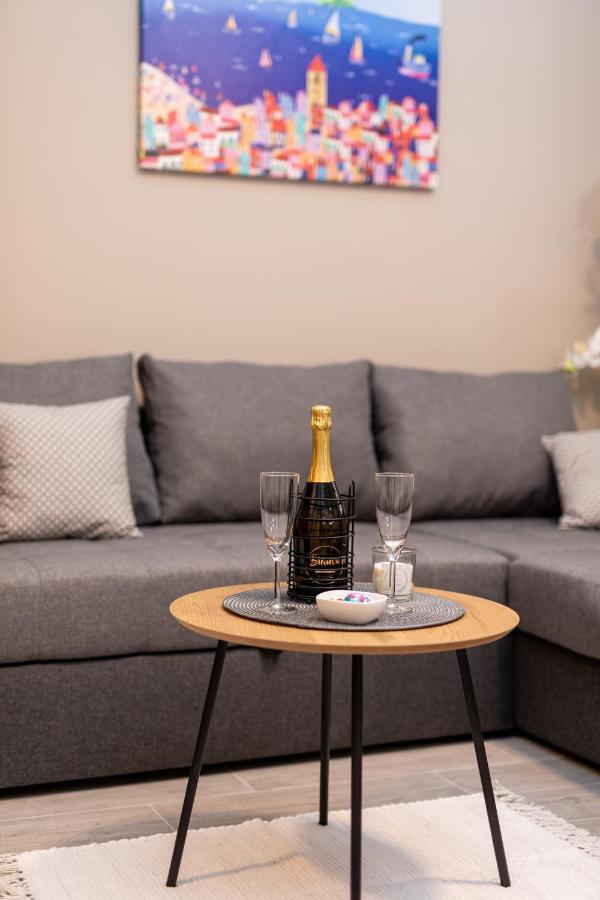 Apartments Neptun バスカ エクステリア 写真
